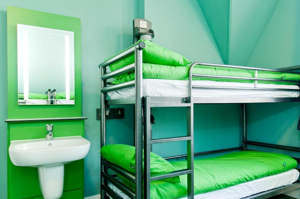 Yha Canterbury Hostel Room photo